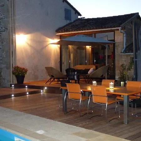 Bed & Breakfast Maison Coloree Germond-Rouvre